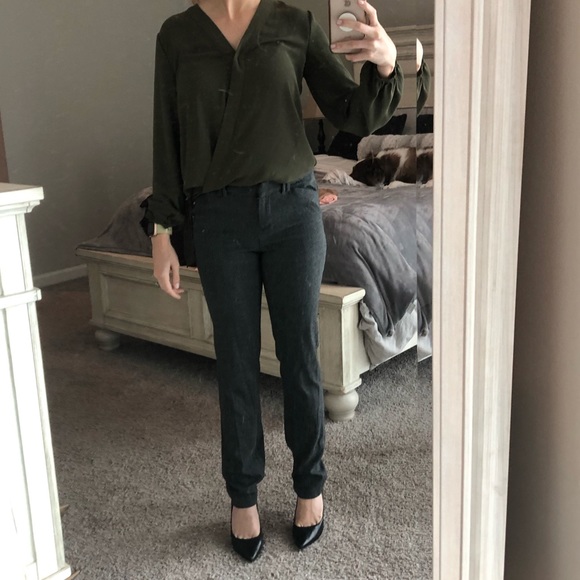 Size 2 Slacks - Picture 2 of 5